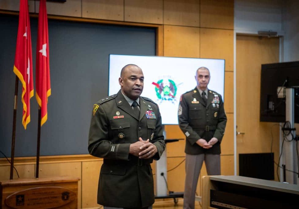 ArmyTimes Army Recruiting Tries Keep Pace Job Crunch Competition ArmyTimes Army Recruiting Tries Keep Pace Job Crunch Competition